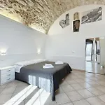 Daire La Castellana Monte SantʼAngelo